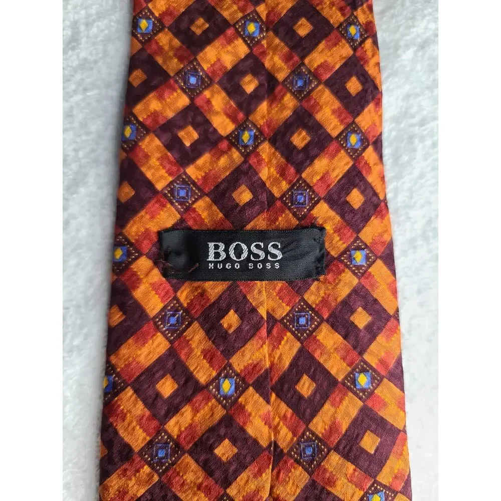 Hugo Boss orange geometric silk tie - 56